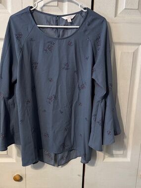 LC Lauren Conrad Blue Floral Blouse with Bell Sleeves - Size Large